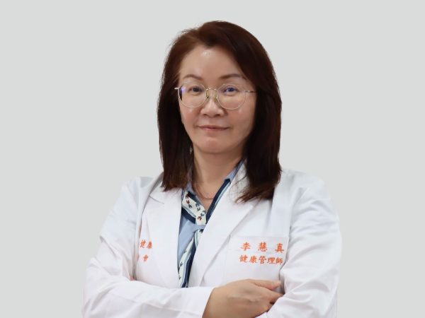 260725期 白袍_李慧真